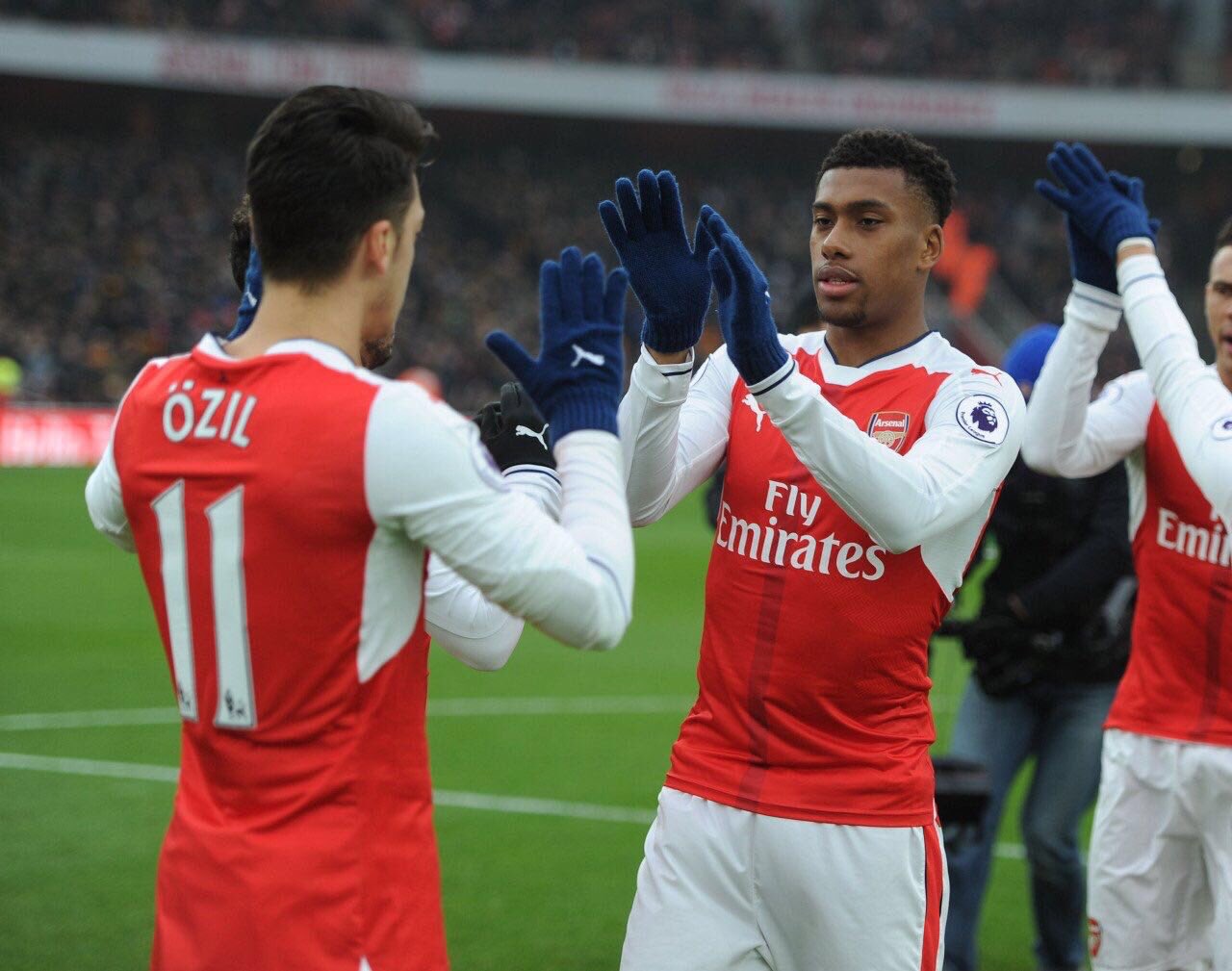 Iwobi Dedicates Win Over Hull To Arsenal Fans, Targets Bayern Iwobi Dedicates Win Over Hull To Arsenal Fans, Targets Bayern