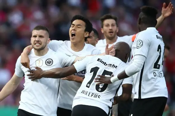 Eintracht Frankfurt Stun Bayern Munich In German Cup Final