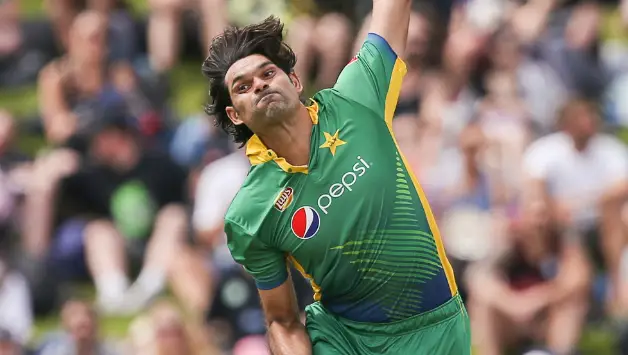 Irfan Makes T20 Bowling History Irfan Makes T20 Bowling History