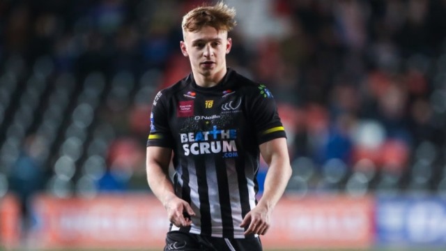 Widnes Youngster Olly Pens New Deal