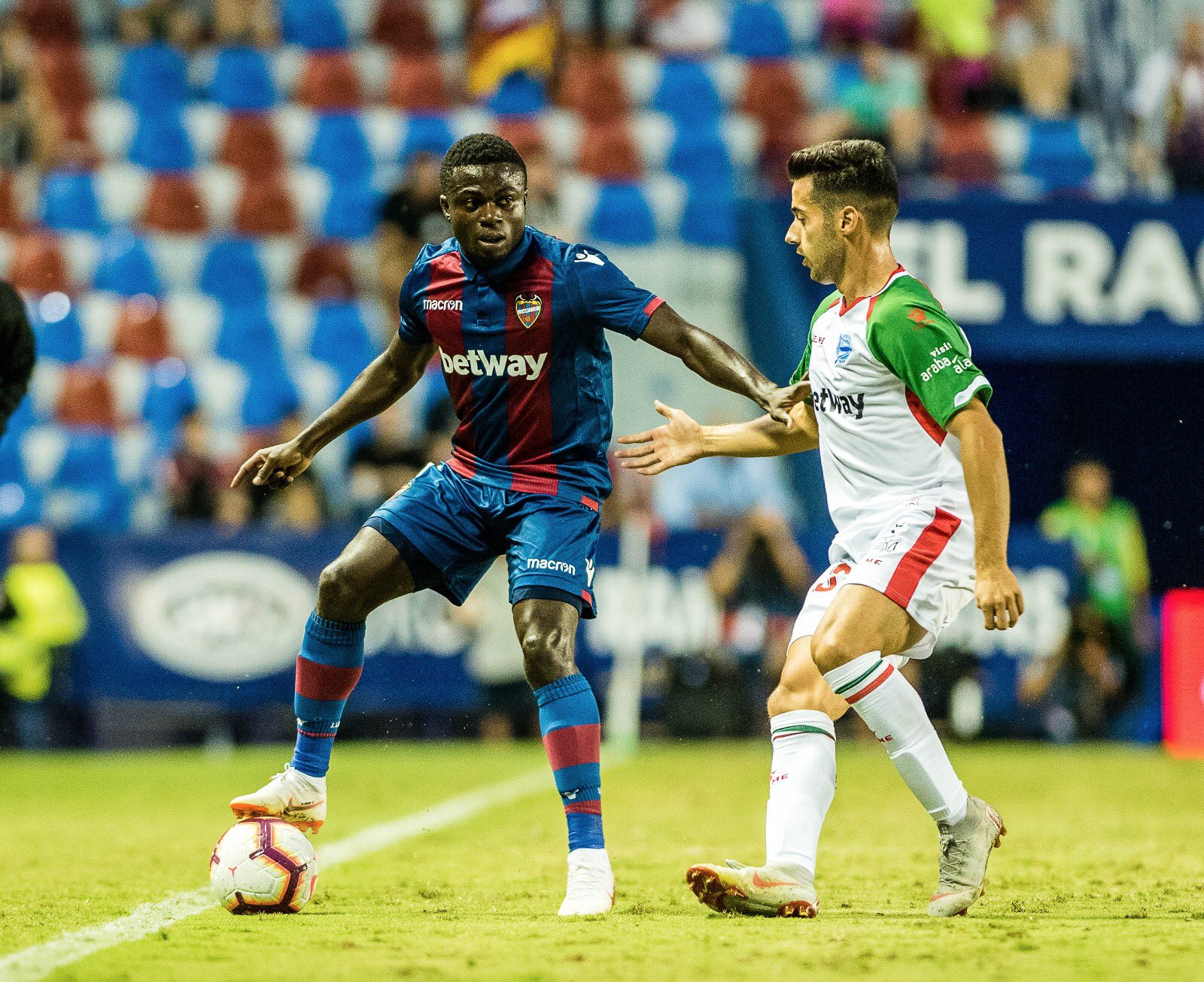 Simon Happy To Win First LaLiga Game With Levante