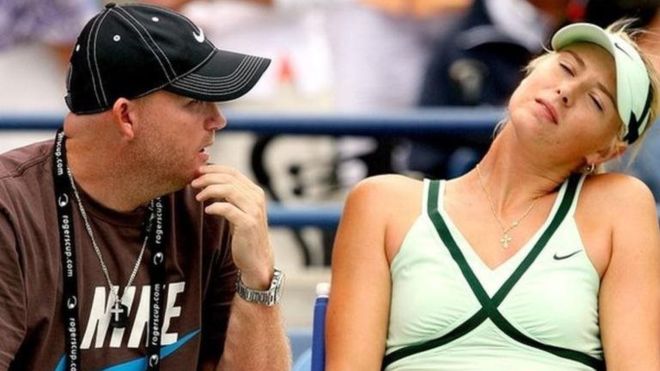 Konta Splits With Another Coach