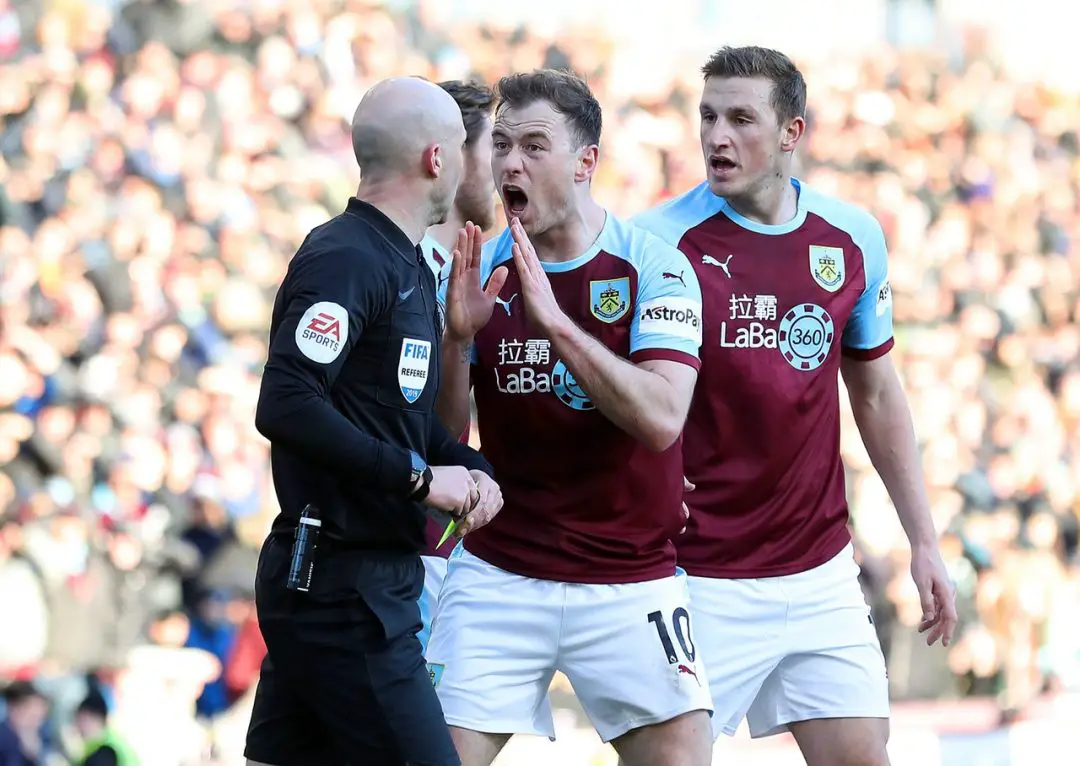 Dyche – Refs Should Not Have To Explain Decisions