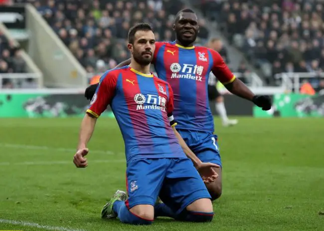 Palace Star ammette di essere bloccato in esilio