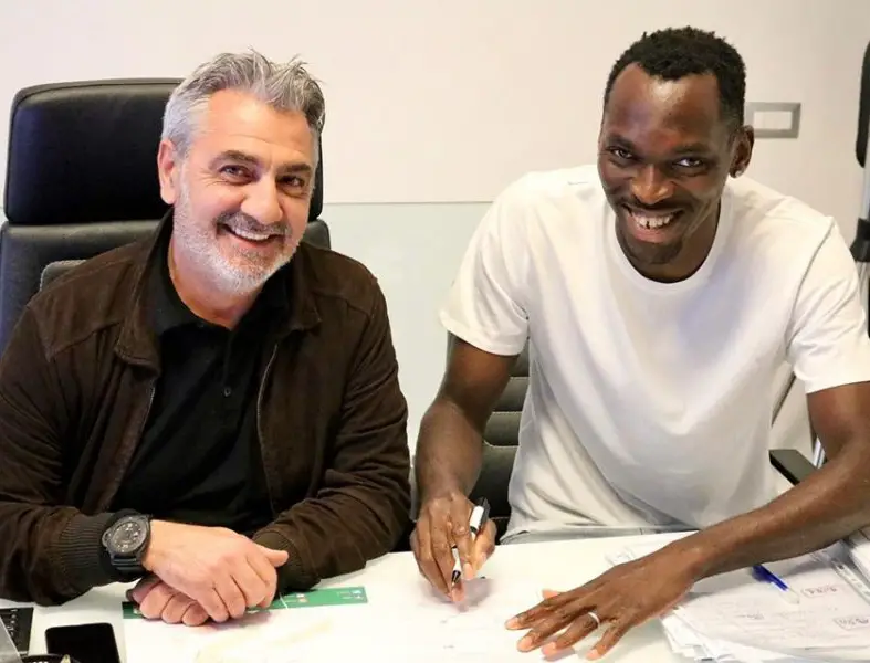 Nwankwo Delighted To Sign New Three-Year Contract With Crotone