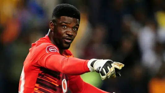 Akpeyi Retains Kaizer Chiefs Spot Despite Khune’s Return From Injury