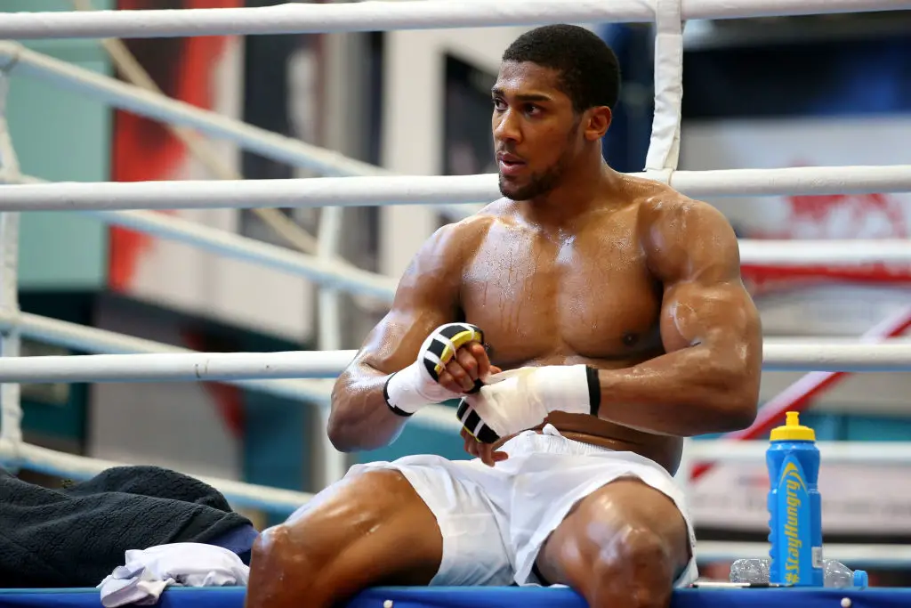 Joshua Confident He Will Beat Fury If Sparring Session Goes Ahead