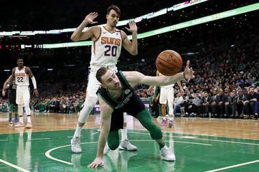 Gordon Hayward yoo gbalejo Lakers ni TD Garden. Awọn Celtics yoo fẹ lati mo