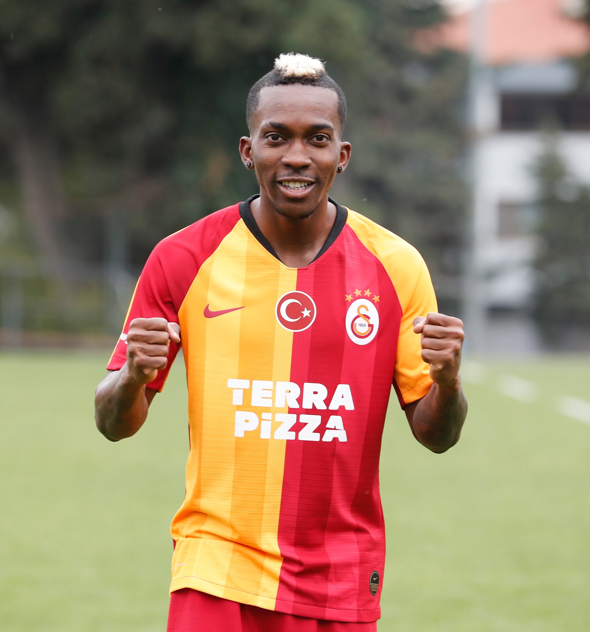 Onyekuru To Start  Training With Galatasaray Next Week