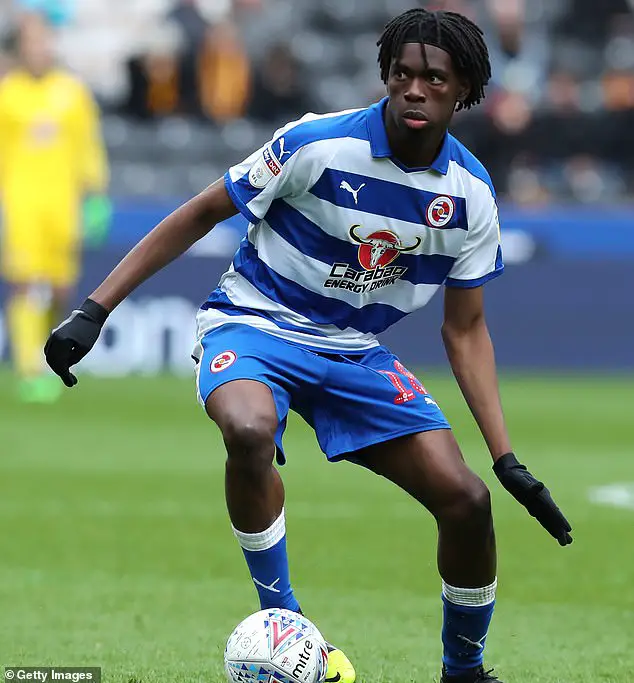Ejaria Joins Reading On Permanent Deal