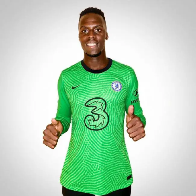 Mendy termine son déménagement à Chelsea