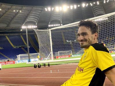 mats-hummels-borussia-dortmund-schalke-04-revierderby-bundesliga-der-bvb