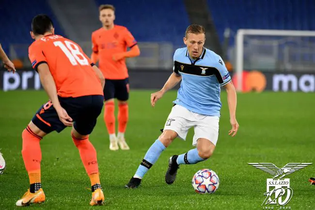 دوري أبطال أوروبا: دينيس بينشيد ، أوكيريك في المباراة حيث يسيطر كلوب بروج على لاتسيو ويهبط إلى الدوري الأوروبي