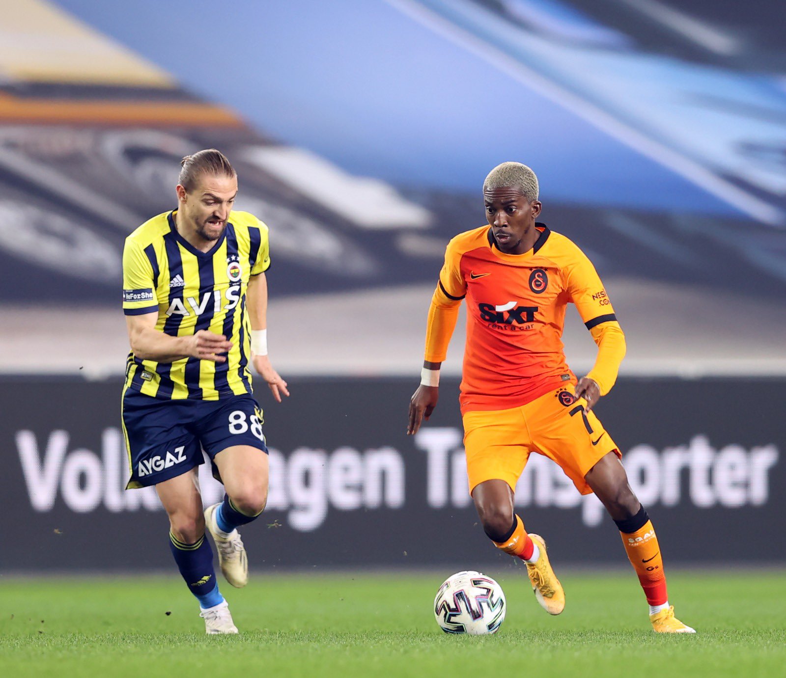 Onyekuru Targets Turkish League Title With Galatasaray