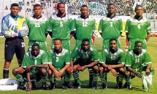 Jubilation  As President Buhari Allocates  Houses  To Super Eagles AFCON ’94 Team