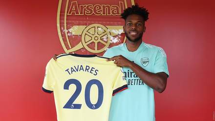 OFFICIAL: Arsenal Sign Portuguese Defender Tavares From Benfica 