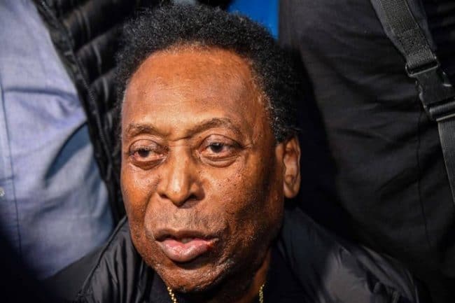 Pele Celebrates Successful Surgery To Remove Tumor
