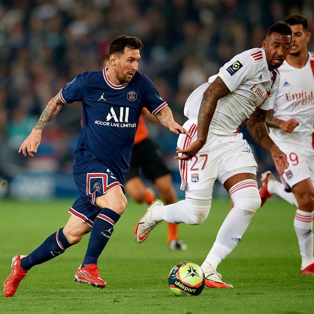 Neymar, Icardi Score; Messi Fires Blanks As PSG Nick Marginal Win Over Lyon