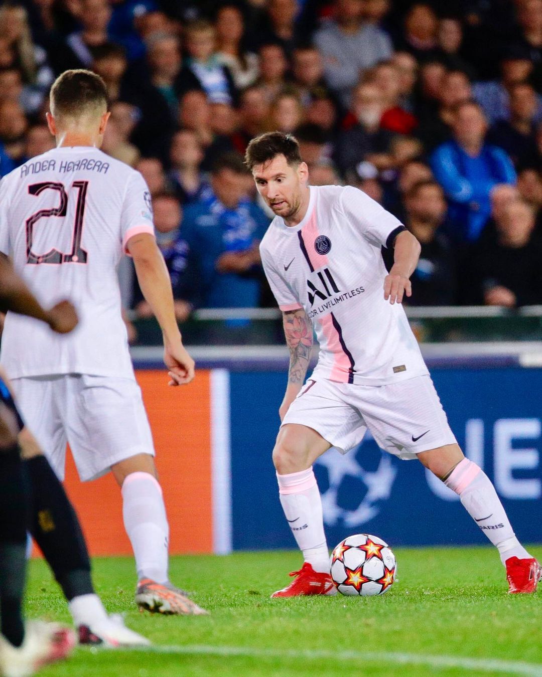 ‘We’ll Stop Extraordinary Messi With Team Work’  –Lyon Coach Bosz, Ahead PSG Clash
