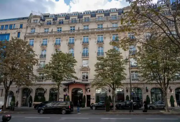 Messi’s £17,000-a-night Paris Hotel Robbed 