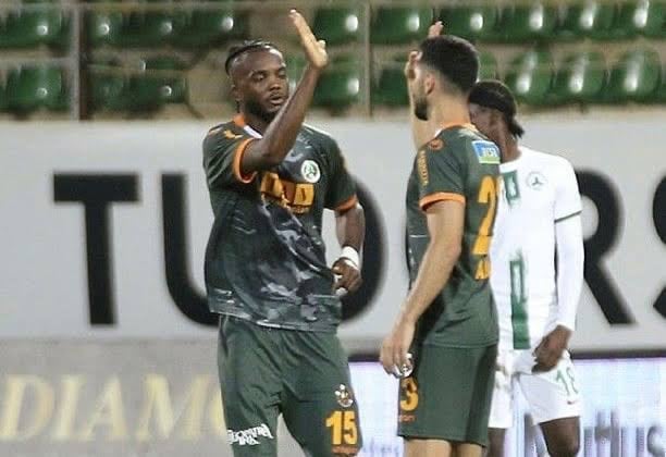 Turkish Super Lig: Awaziem Helps Alanyaspor Extend Unbeaten Run After 6-3 Home Win