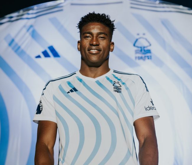 Awoniyi Models Nottingham Forest’s New Away Kit Ahead 2023/24 Season