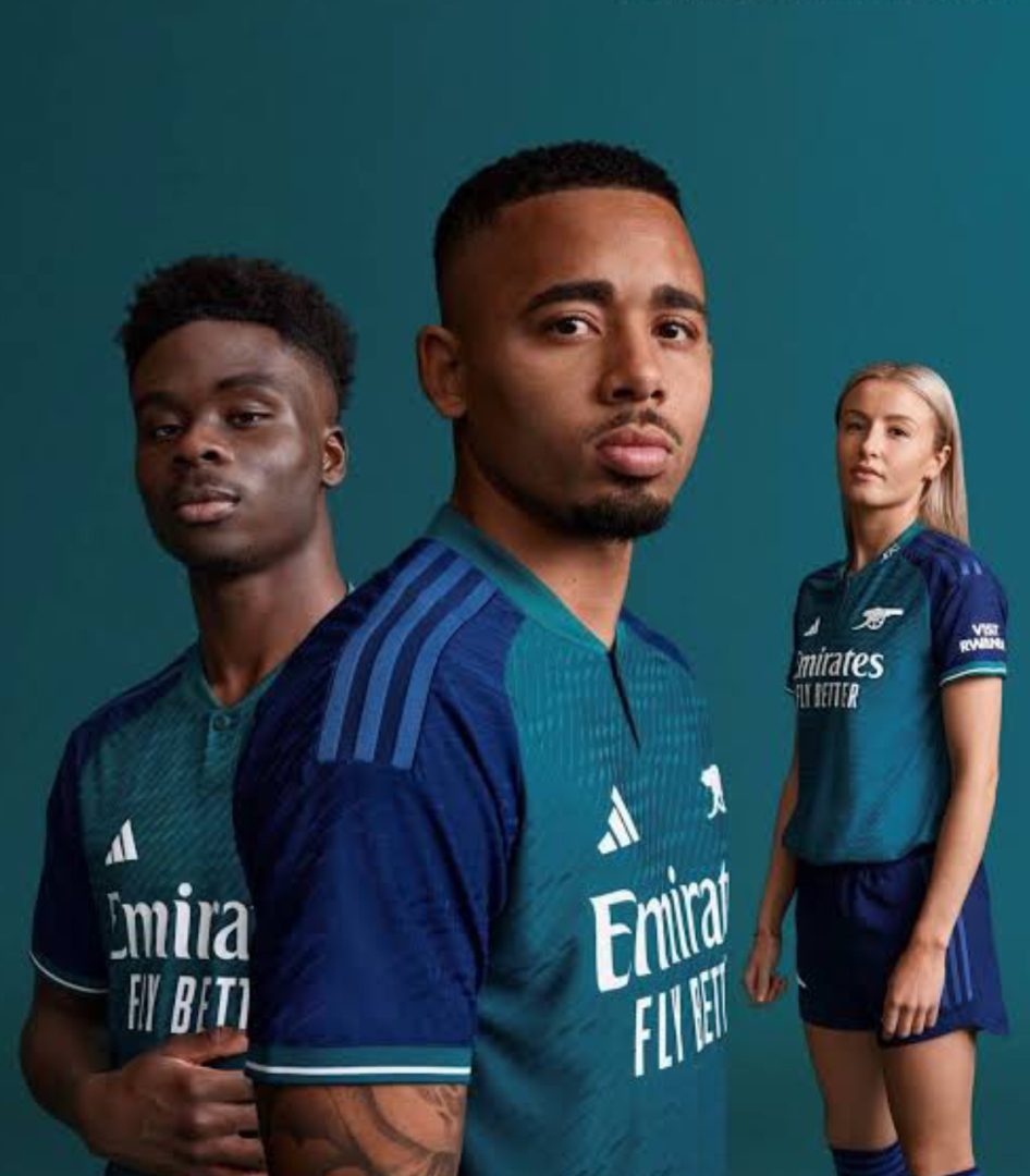 Arsenal lanza la tercera equipación para la temporada 2023/24
