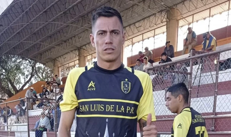 Ex Bolivian Star Dies After Being Shot 6 Times On Pitch In Mexico