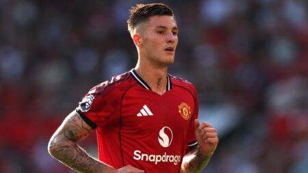 Amorim Must Stop Starting Sesko From The Bench –Oliseh Amorim Must Stop Starting Sesko From The Bench --Oliseh