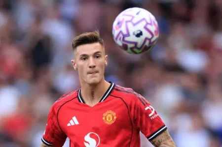 Man United Keeping Us In Dark Over Sesko's Injury --Slovenia Coach