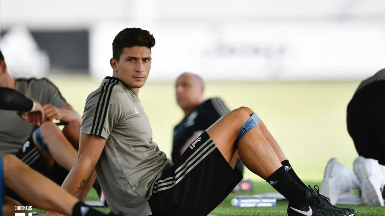 Ex Juventus Defender Retires From Football