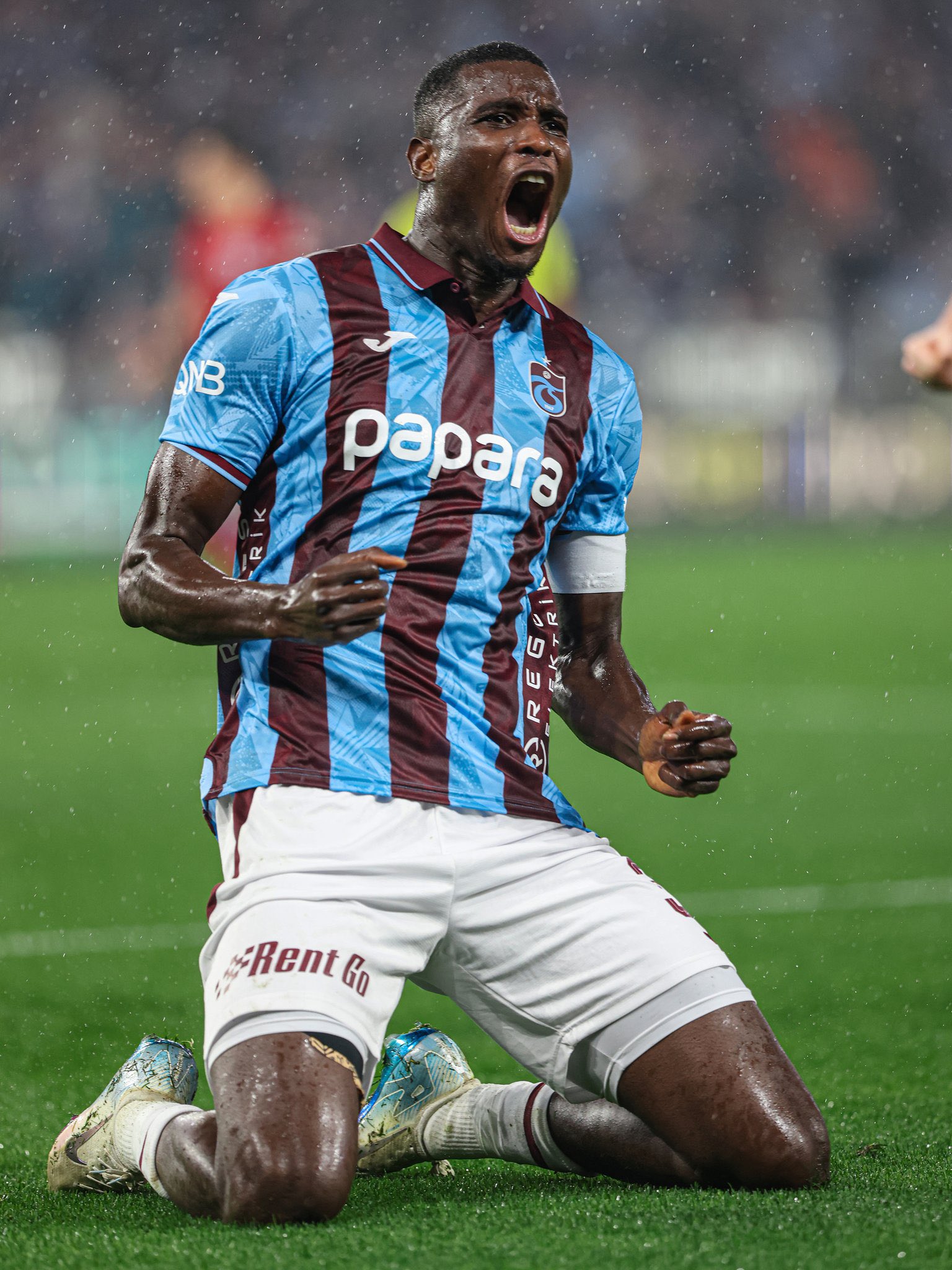 Turkey: Onuachu On Target, Nwaiwu Assists In Trabzonspor’s Defeat To Fenerbahçe