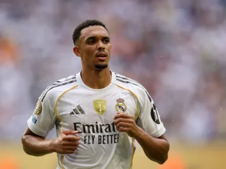 Alexander-Arnold Is An Absolute Top Player –Arbeloa
