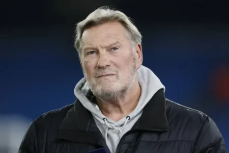 Hoddle: I’m Ready To Help Tottenham Survive Relegation