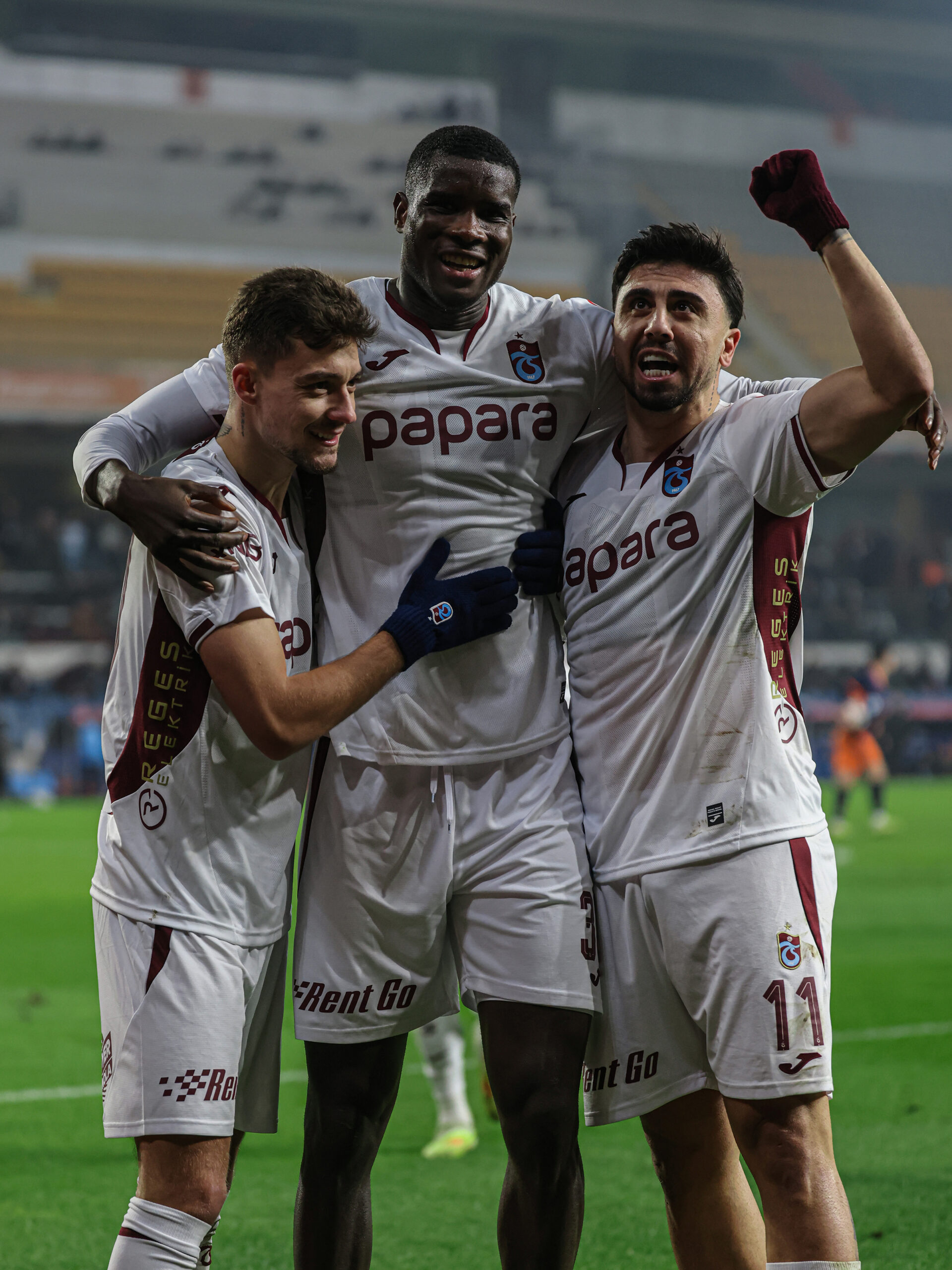 ‘He Has Special Talents’ — Trabzonspor Coach Lavishes Praise On Onuachu