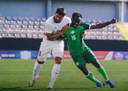 Super Eagles Win Vs Iran ‘Heart-Warming’ But No Consolation For World Cup Miss — Kalika Super Eagles winger Moses Simon tussles for possession with Iran's Hossein Kanaani