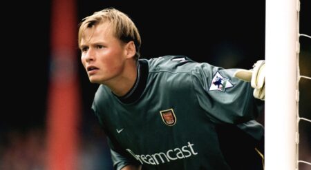 Arsenal’s Premier League Title Winning Goalkeeper Dies In Road Accident