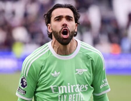 Raya Secures EPL Golden Glove Award For Third Year In A Row