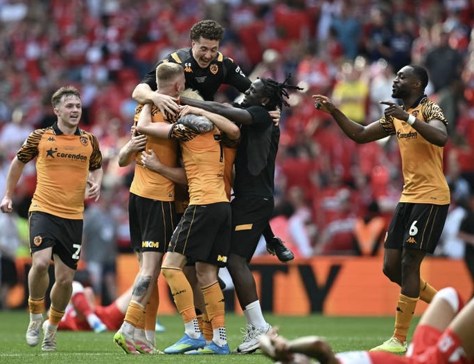 Ajayi Helps Hull City Secure EPL Promotion Ticket After 1-0 Win Against Middlesbrough