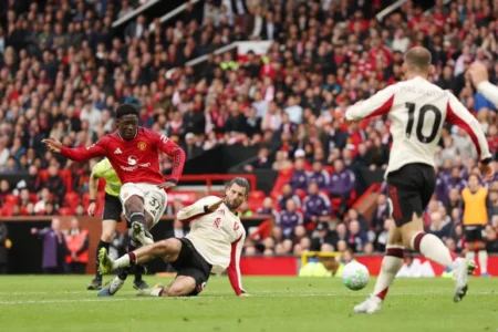 EPL: Man United Edge Liverpool In Five-Goal Thriller, Seal Champions League Spot