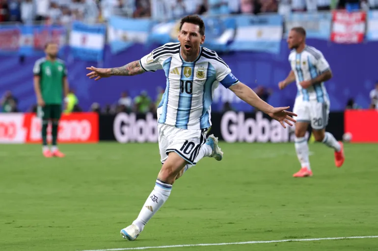 World Cup 2026: Oliseh Praises Messi’s Hat‑Trick Heroics Against Algeria in Argentina’s Victory