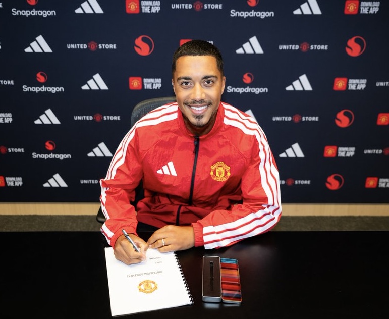 Tielemans Joins Man United On Five-Year Deal