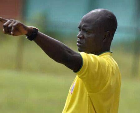 NNL: Udi Welcomes Proposed 20-Team Format, Targets Sunshine Stars’ Promotion Udi, Sunshine Stars Technical Adviser, during a training session