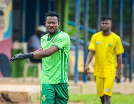 Euromatch NPFL: Returnee Obasogie To Resume Bendel Insurance Action After Paperwork Delay Amas Obasogie in Bendel Insurance training session