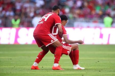 Musiala Collapses During Bayern Friendly Game With Leipzig
