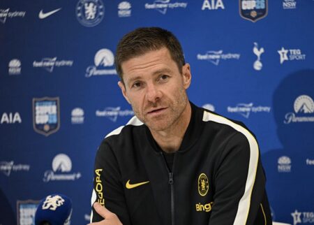 Chelsea Considering Late Move For Former Arsenal Star