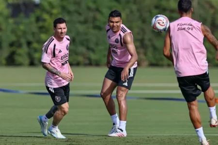 I’ve Always Wanted To Play With Messi –Casemiro