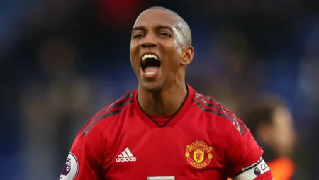 I Need A Hip Replacement –Ex-Man United Winger