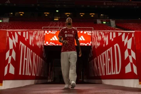 Done Deal: Liverpool Sign Barcola From PSG