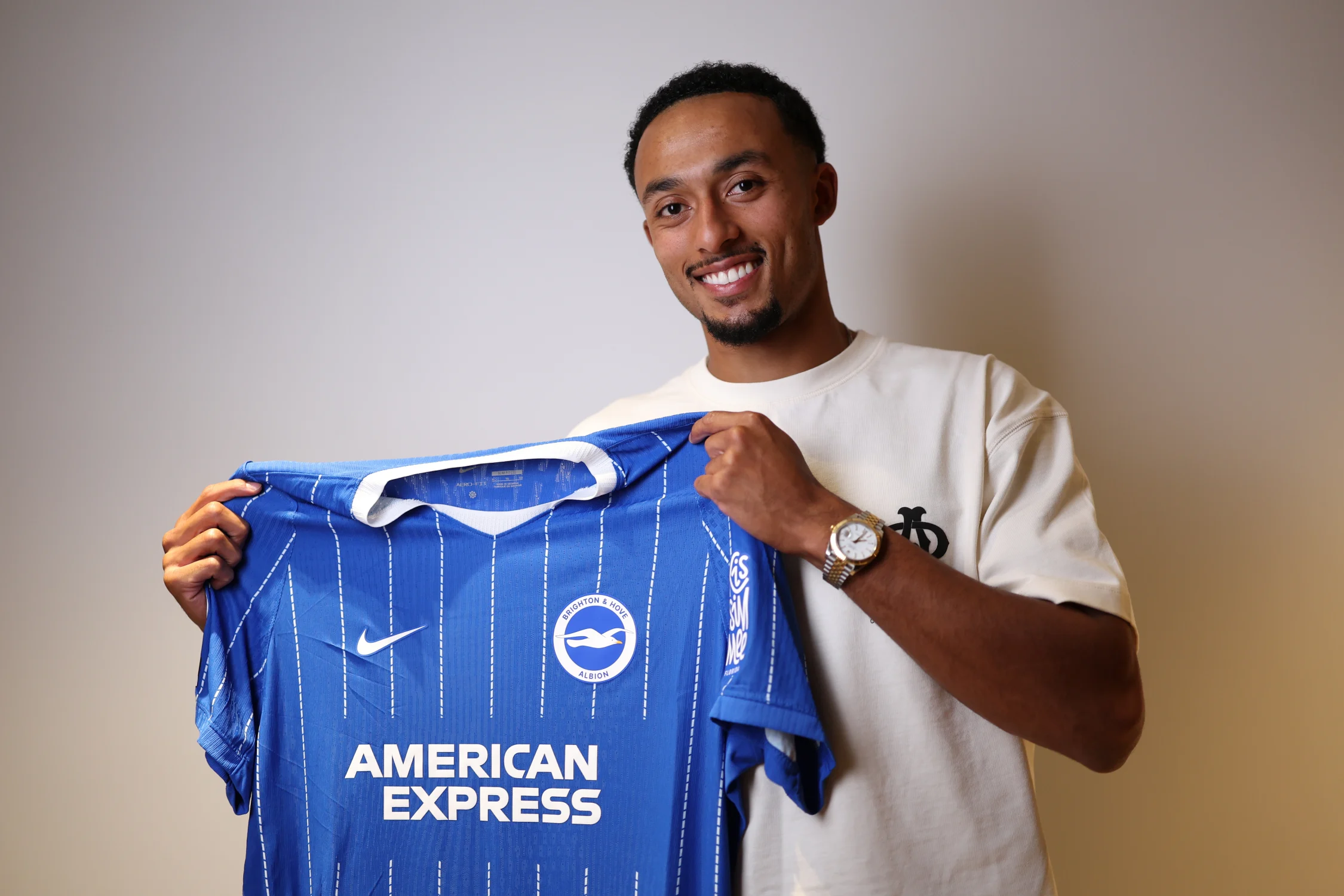 Done Deal: Azeez Joins Brighton On Four-Year Contract